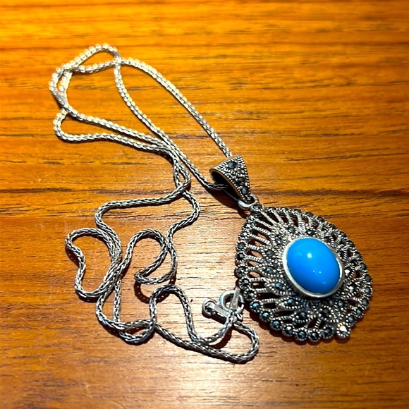 Sterling silver pendant w/ blue stone sterling silver chain 925 marked vintage - Picture 1 of 8